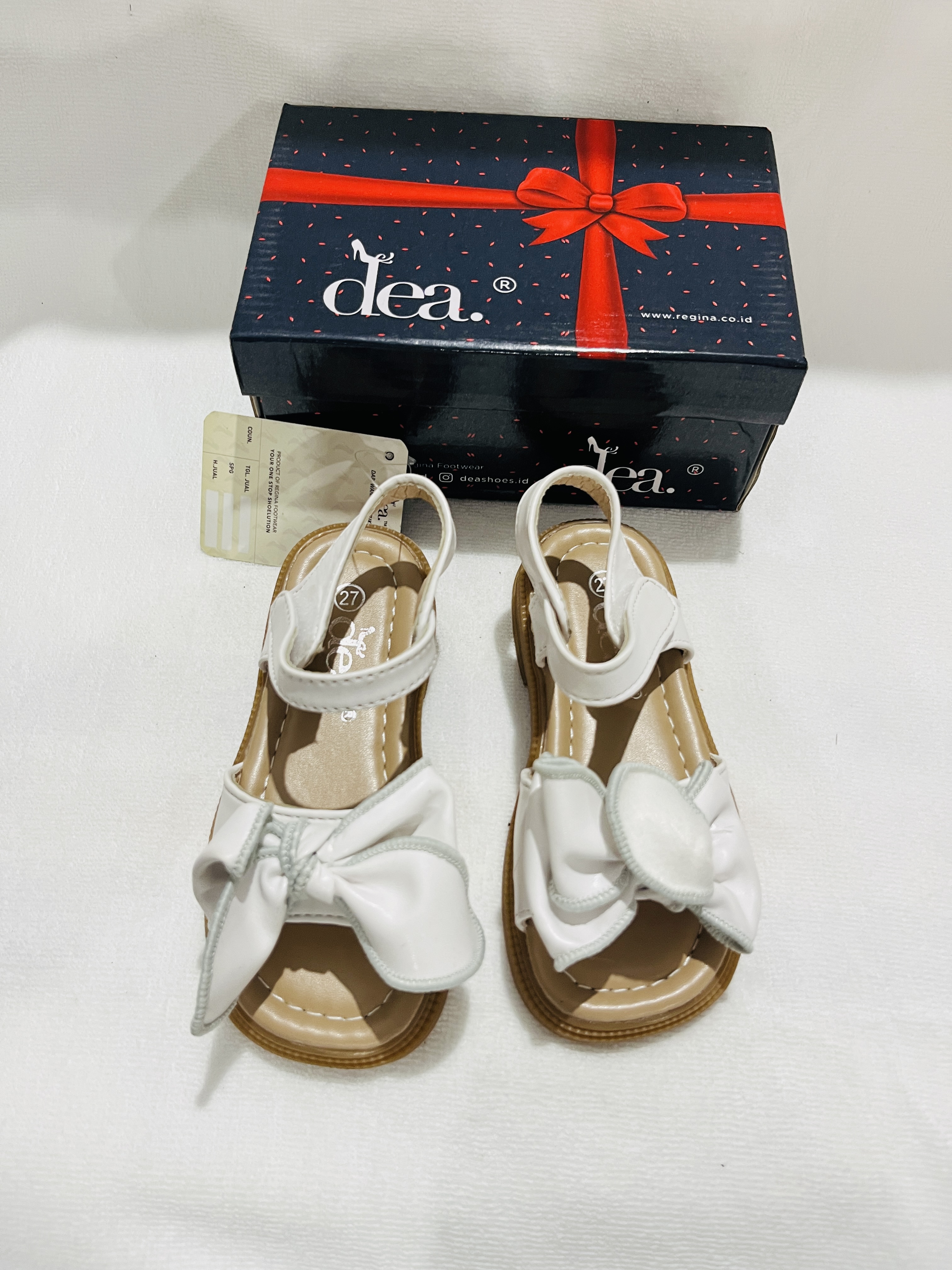 Sepatu sandal anak cewek