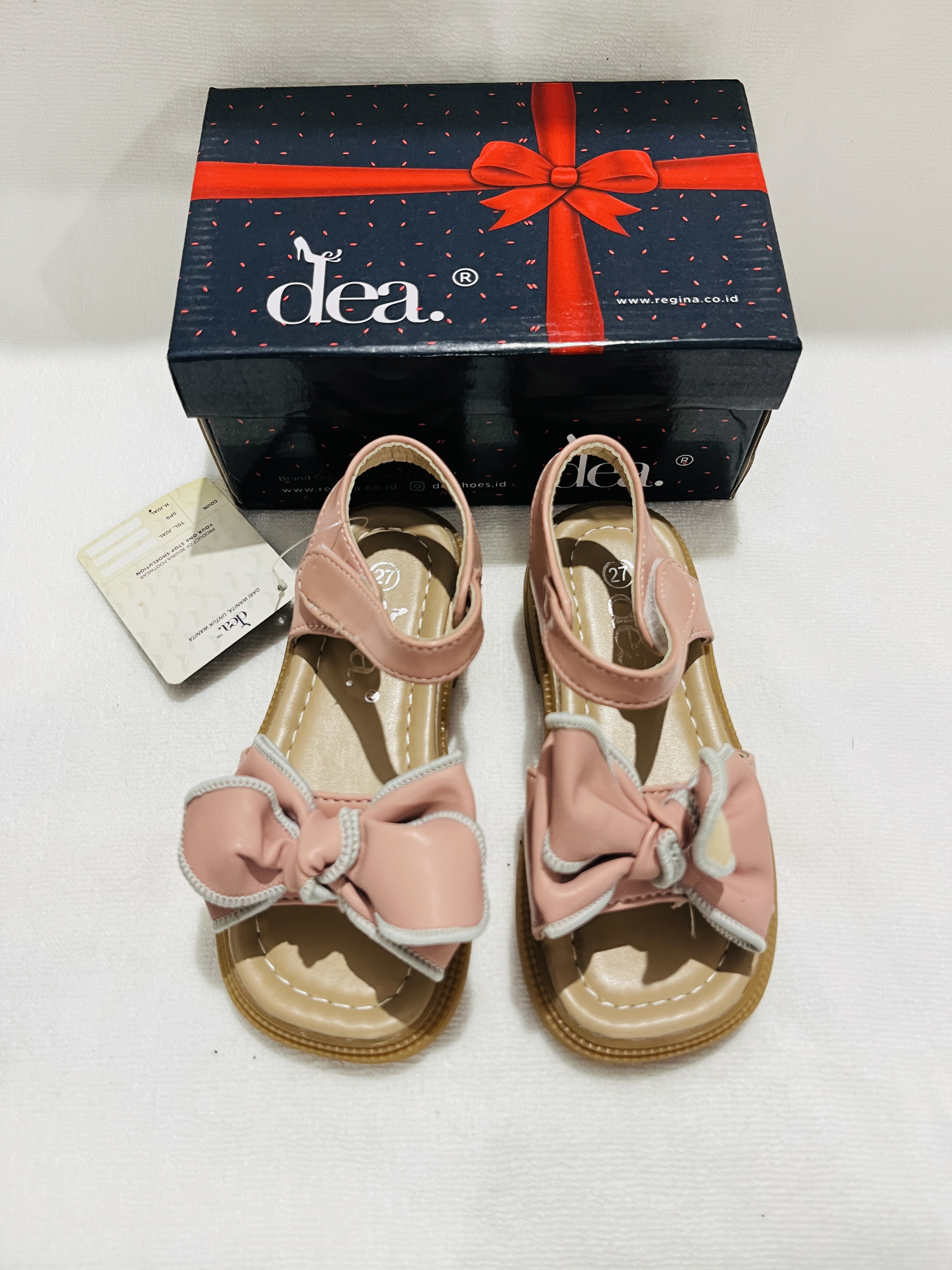 Sepatu sandal anak cewek