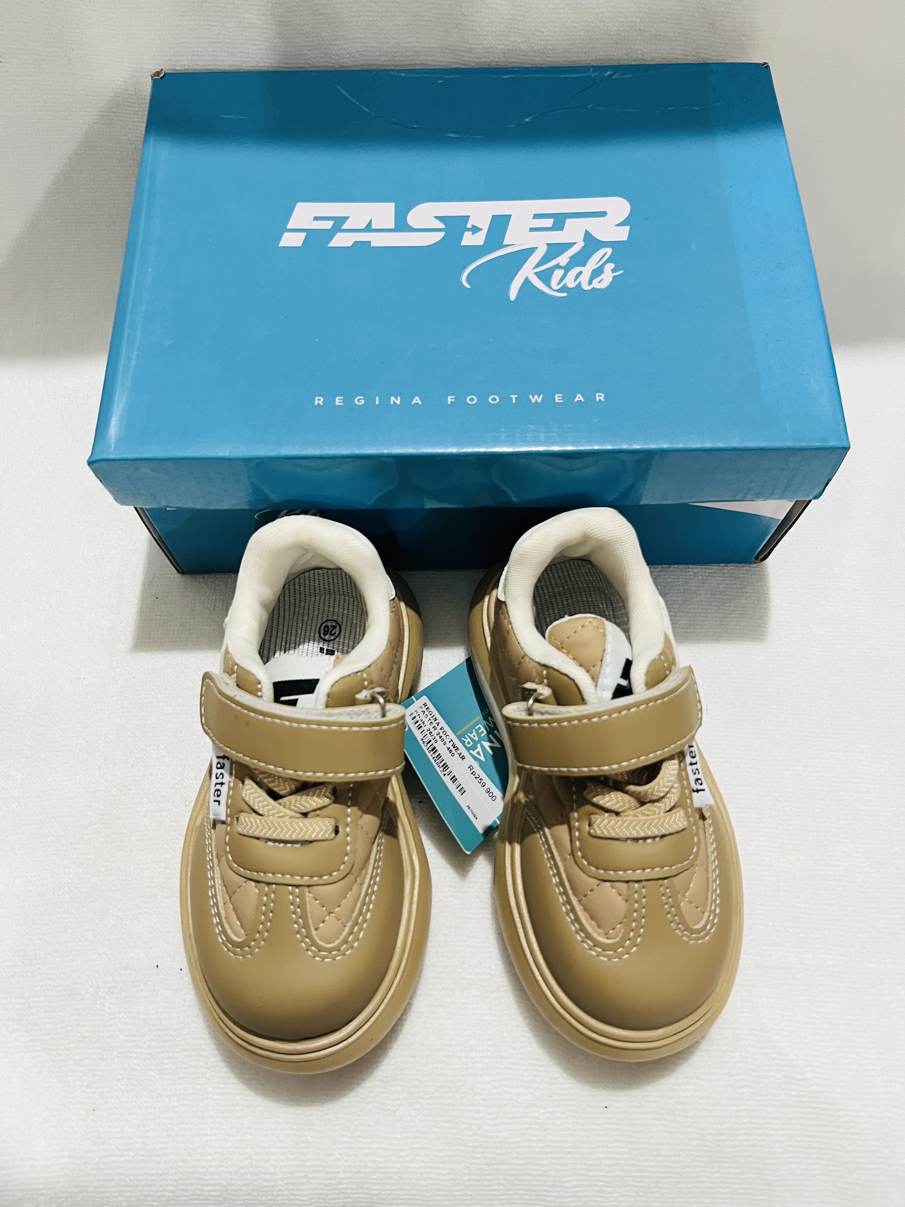 sepatu sneakers anak